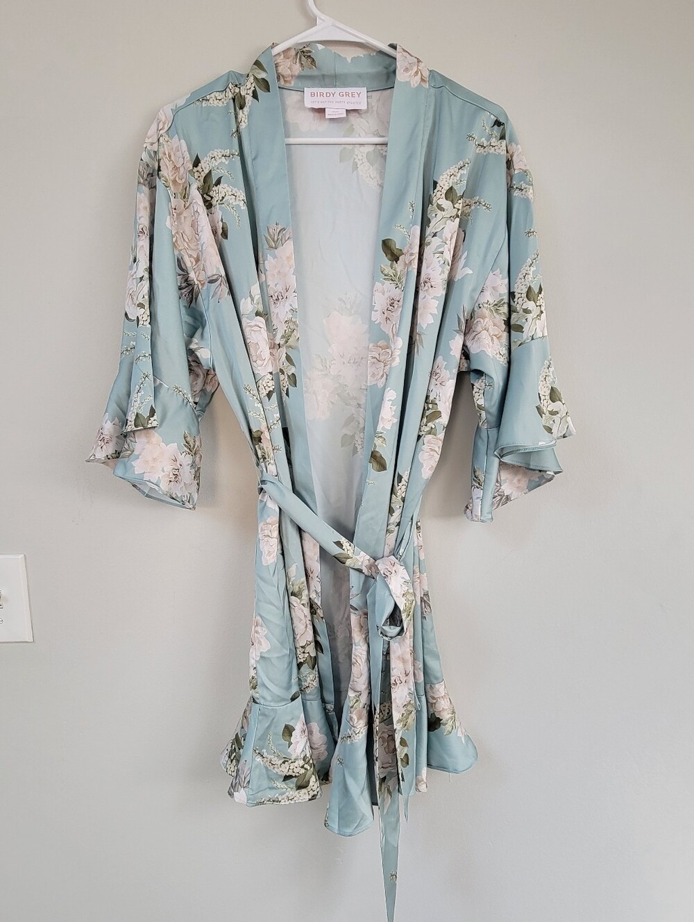 NWOT Birdy Grey Satin Kenny Robe Women Size XS Wedding Bridal Romantic Leisure